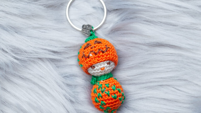 Halloween Kürbis kostenlose Häkelanleitung Amigurumi